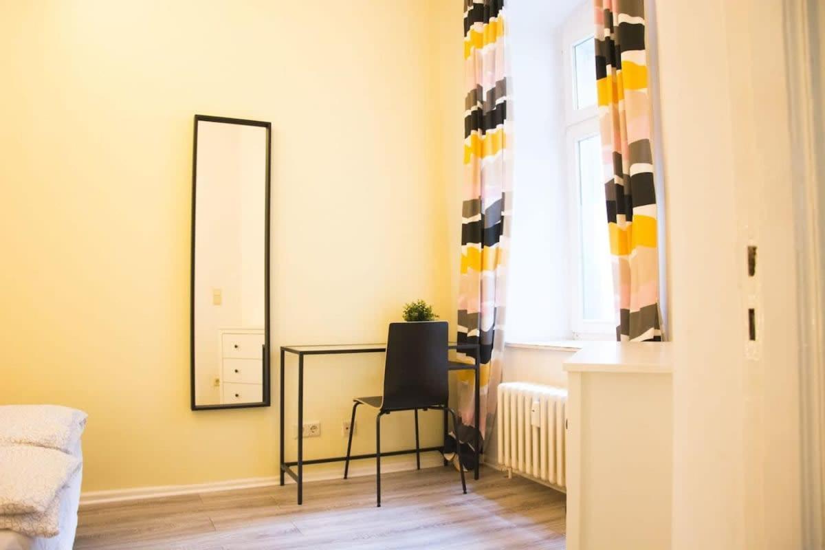 Family Apartment Moabit เบอร์ลิน ภายนอก รูปภาพ