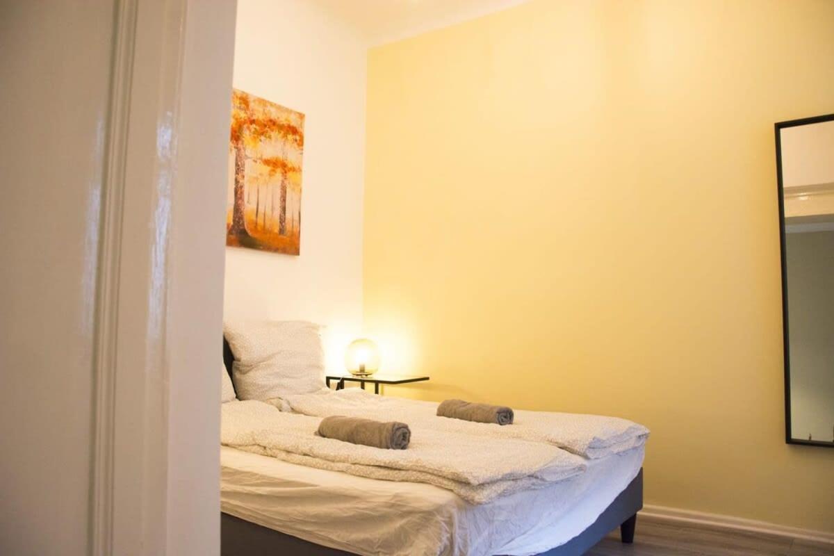 Family Apartment Moabit เบอร์ลิน ภายนอก รูปภาพ